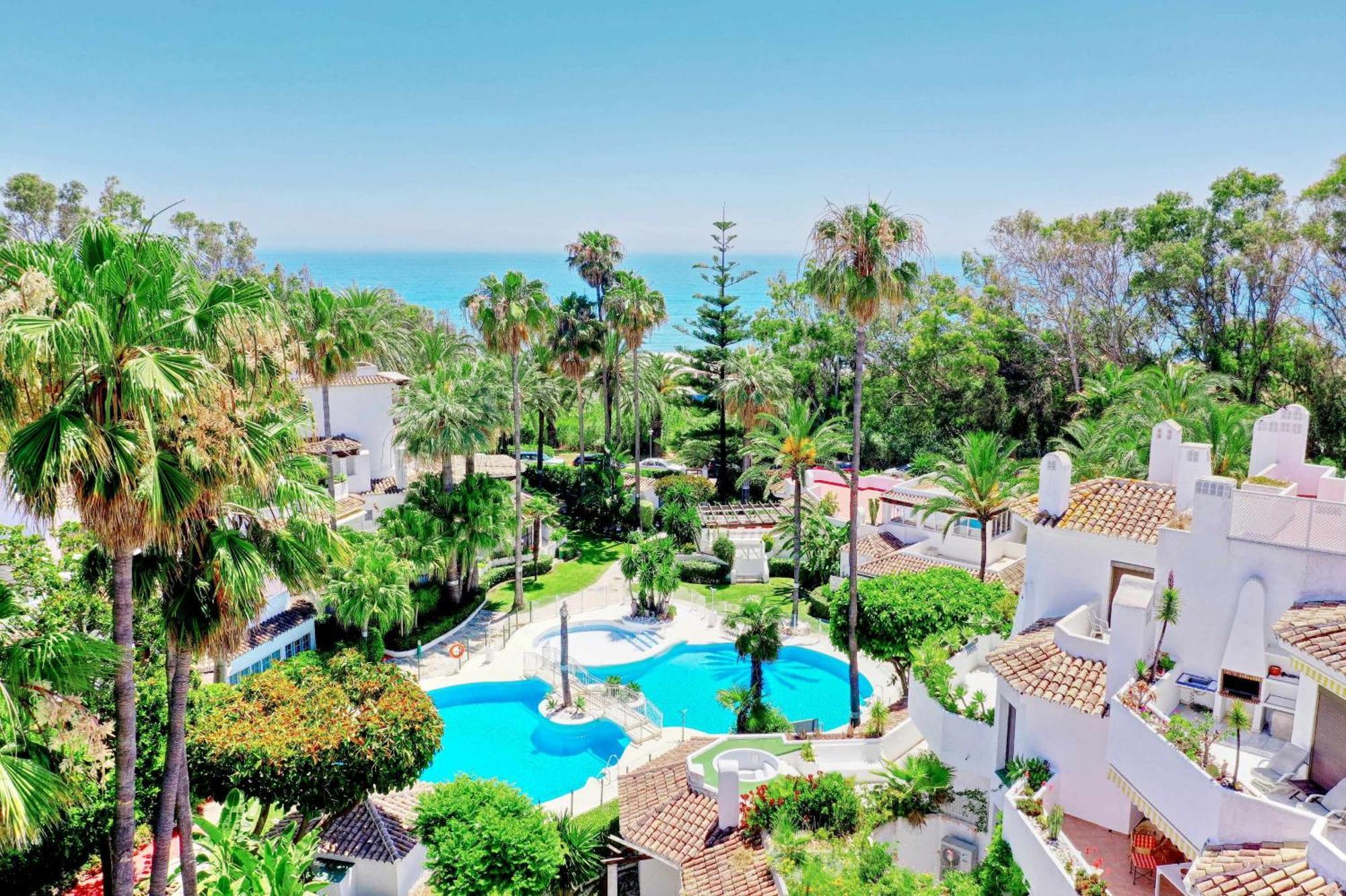 1080 Beachfront Penthouse 3 Floors Jacuzzi 2 Pools Wifi Roof Terrace Marbellac Extérieur photo