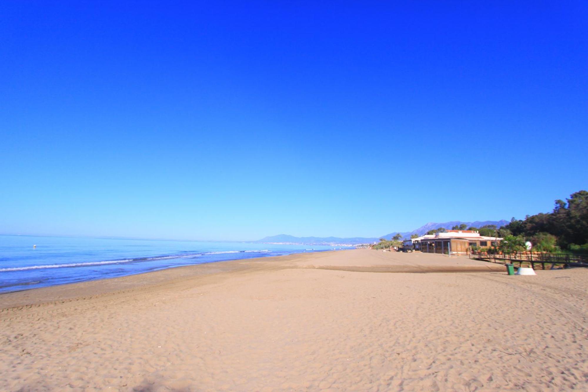 1080 Beachfront Penthouse 3 Floors Jacuzzi 2 Pools Wifi Roof Terrace Marbellac Extérieur photo